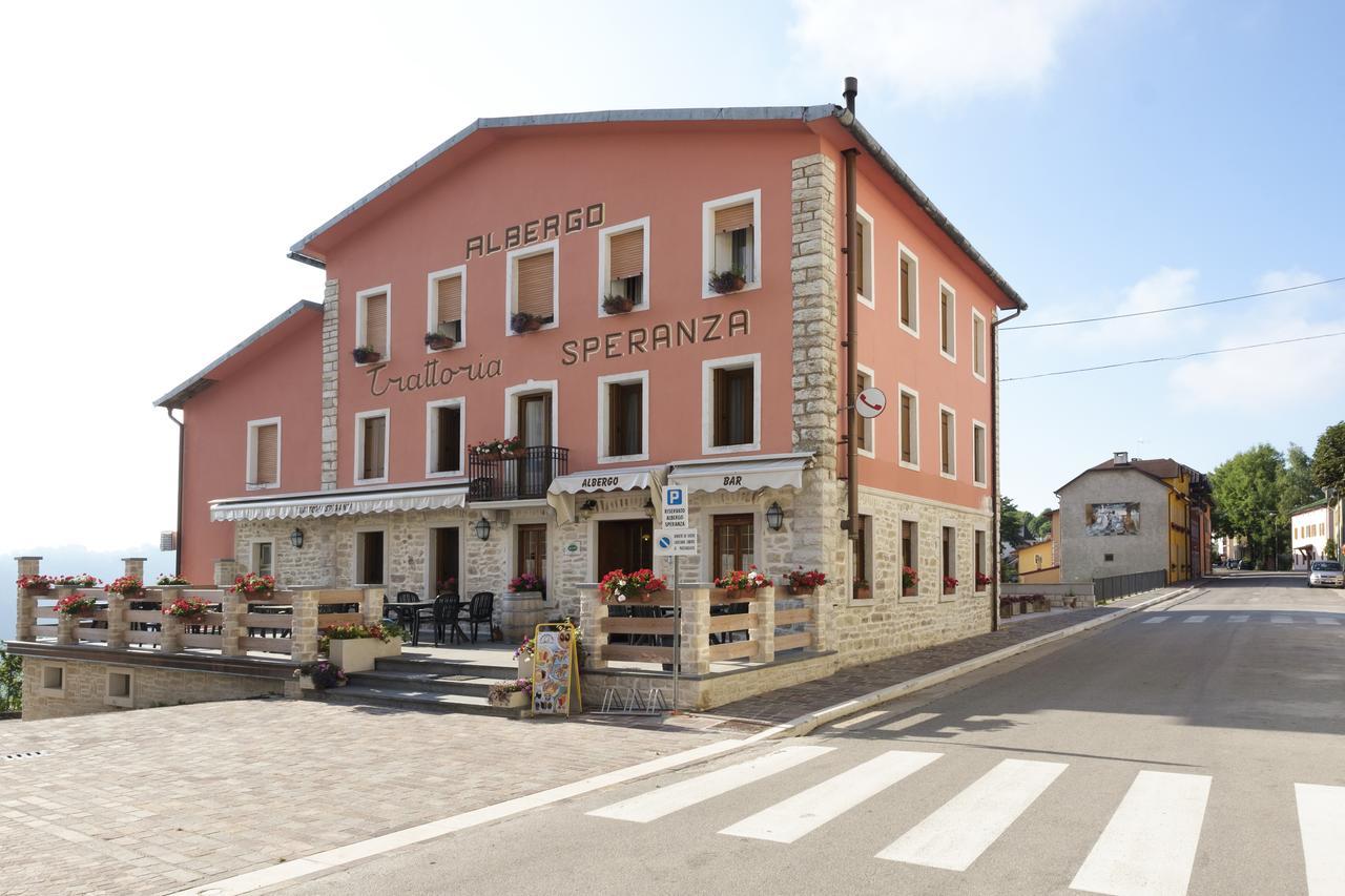 Albergo Trattoria Speranza Foza Exteriér fotografie